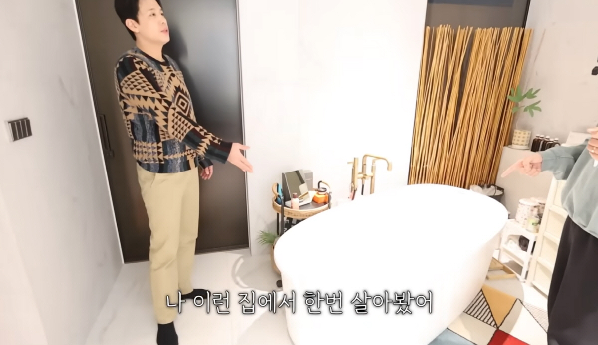 "옷방에서 길 잃어버리겠네"…도경완, 아내 없는 틈타 ♥장윤정방 깜짝 공…