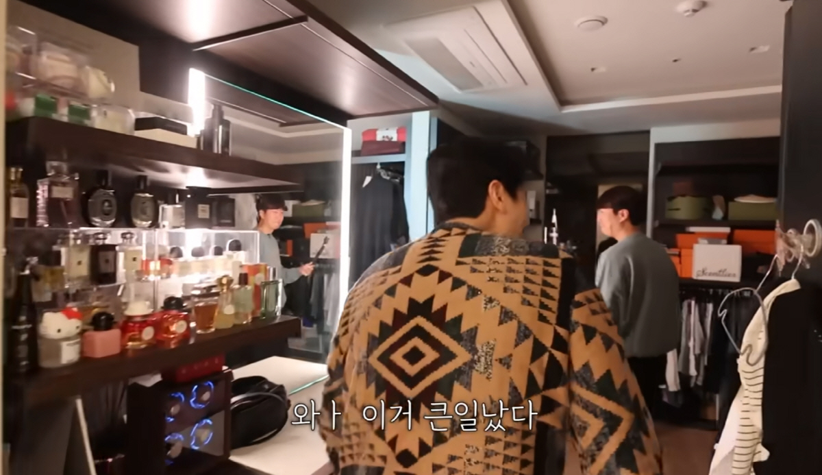 "옷방에서 길 잃어버리겠네"…도경완, 아내 없는 틈타 ♥장윤정방 깜짝 공…