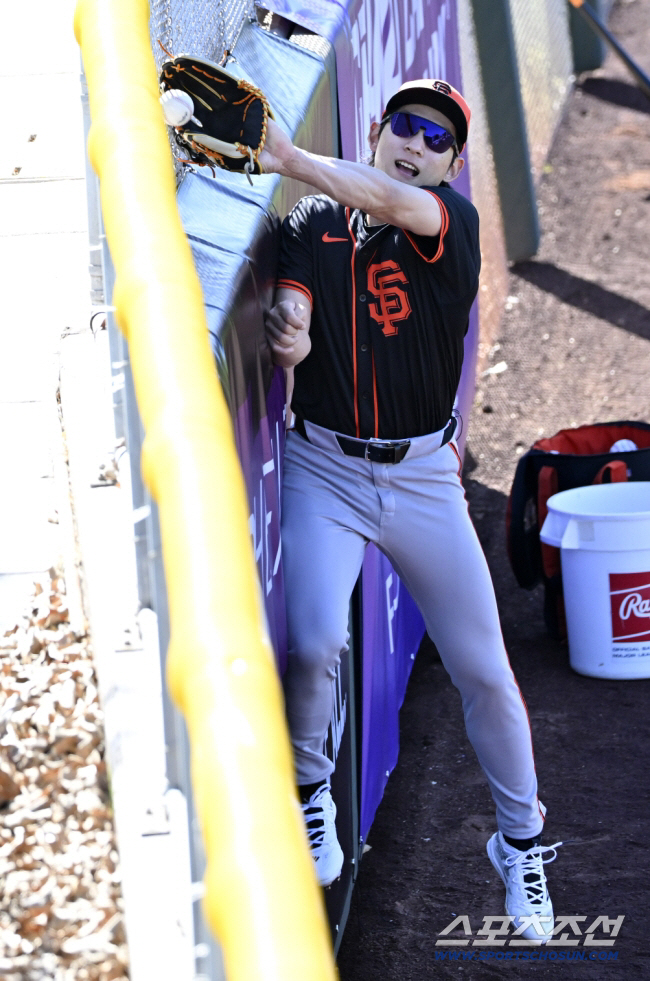 사실상 CF 불가 판정, 그럼 'RF 이정후'는 과연 성공 가능할까…결국…