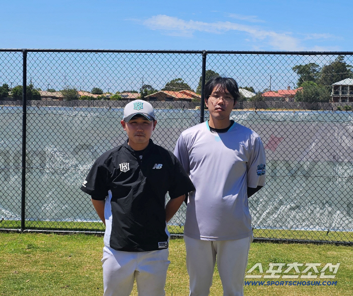 40도 폭염에 두피 화상 → 24시간 비상대기까지…"우리가 있기에" KT의 또다른 영웅들, 질롱의 불은 꺼지지 않는다 [질롱포커스]