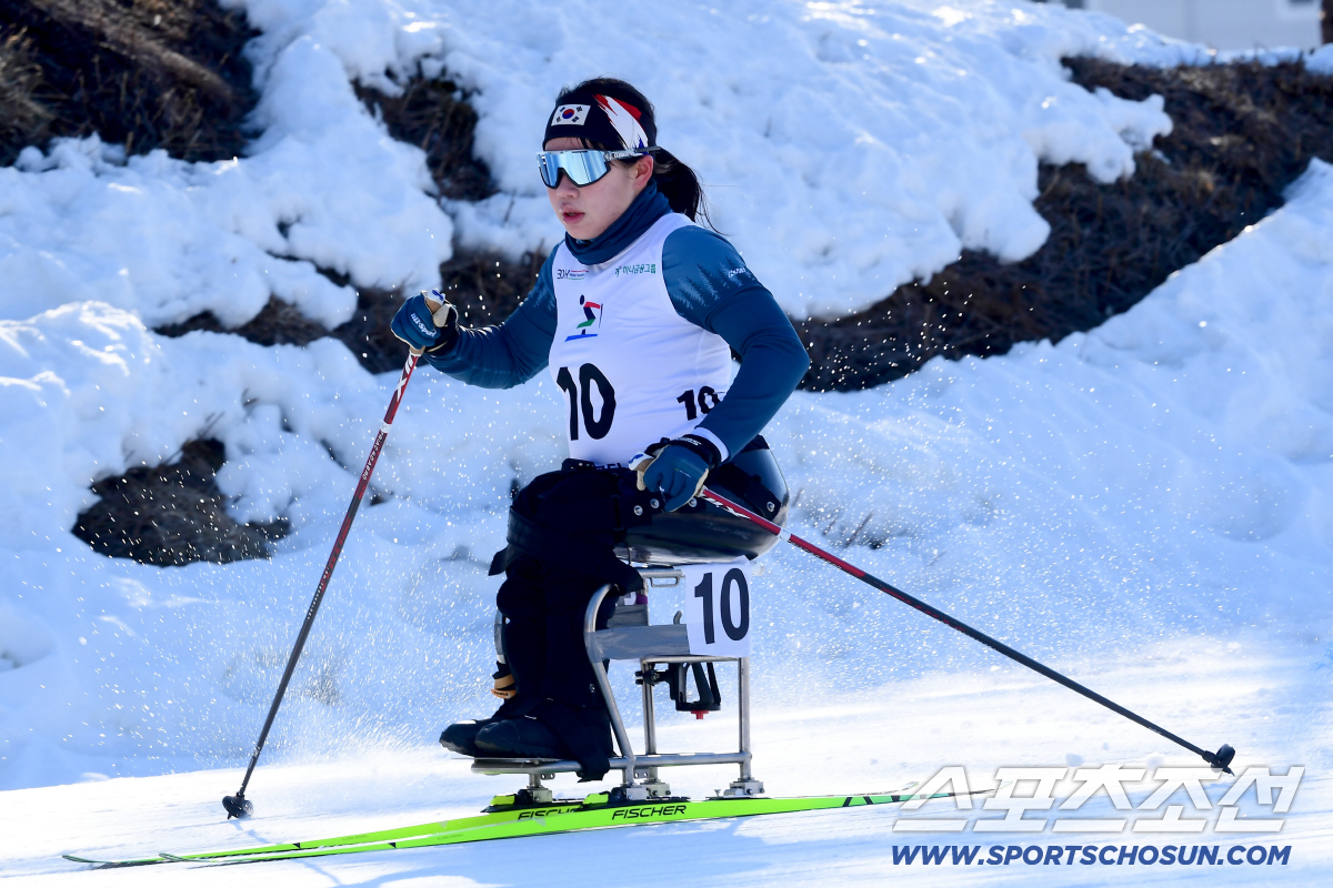 "나보다 더 괴물이다!" '평창 첫金 철인' 신의현이 말하는 '스마일 철녀' 김윤지[밀라노-코르티나2026]