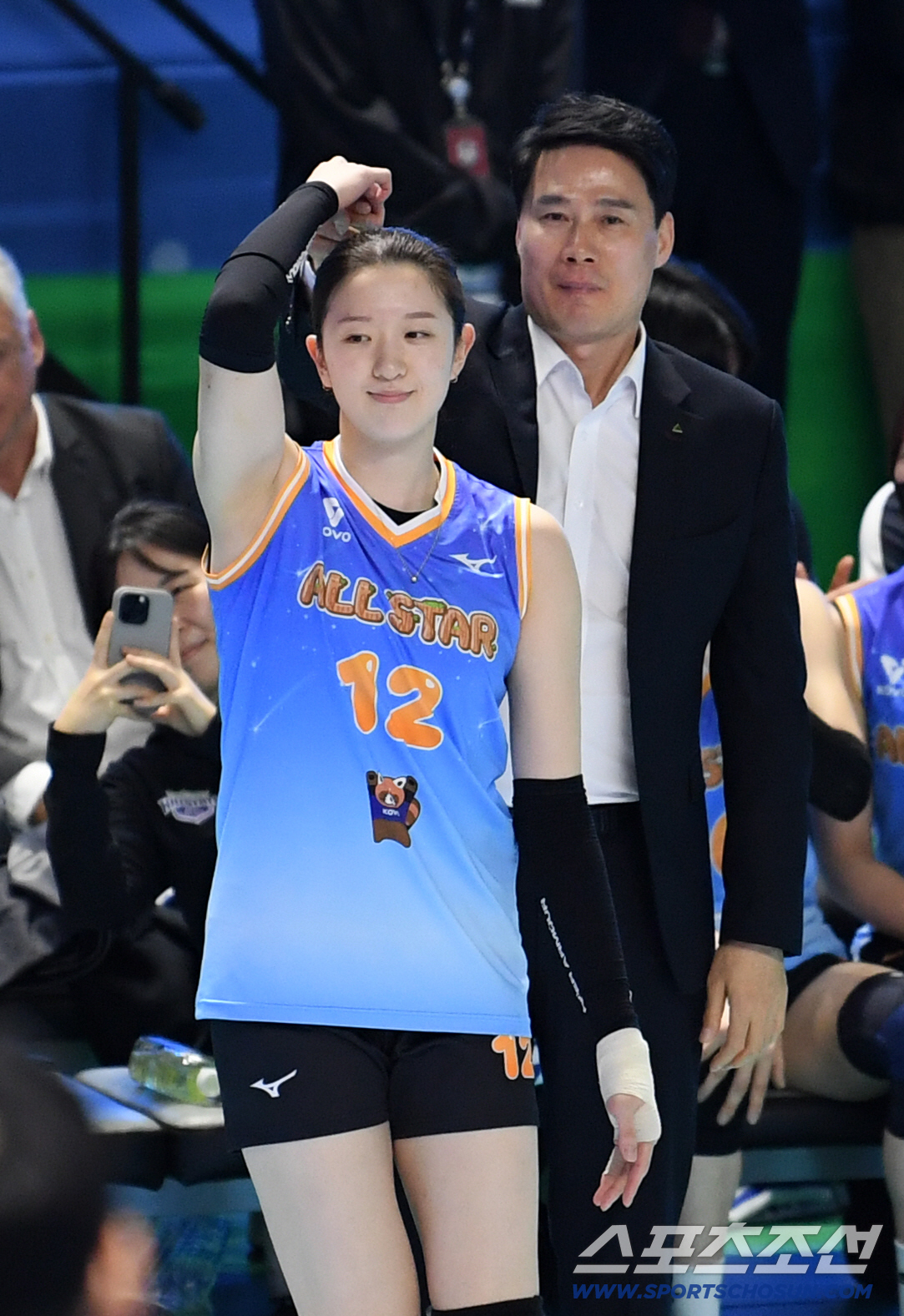 "첫 단추를 잘못 뀄어" '박정민 완벽 빙의' 강성형 감독의 유쾌한 푸념…