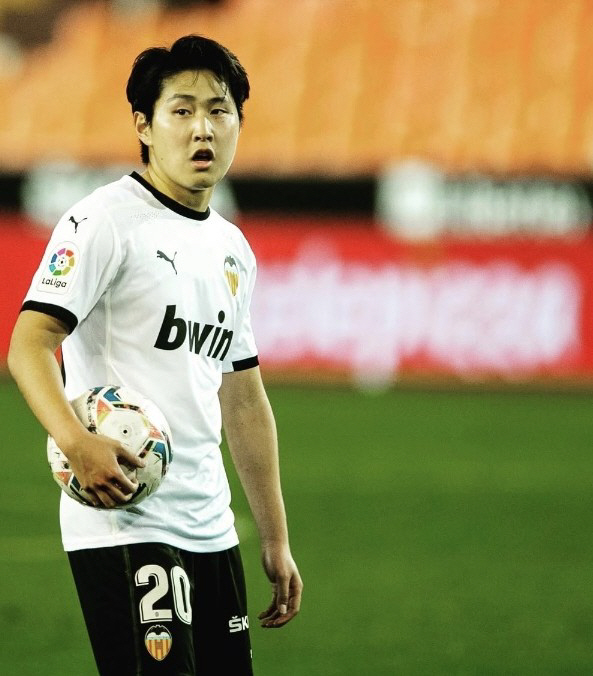 [오피셜]'젊은 선수들을 잘 몰라.. 사람 안 변한다' 이강인의 '발렌시…