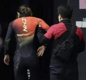 '눈뜨고 코 베이징'의 저주? '린샤오쥔 합류' 中 쇼트트랙, 올림픽 개막 전부터 초비상! 