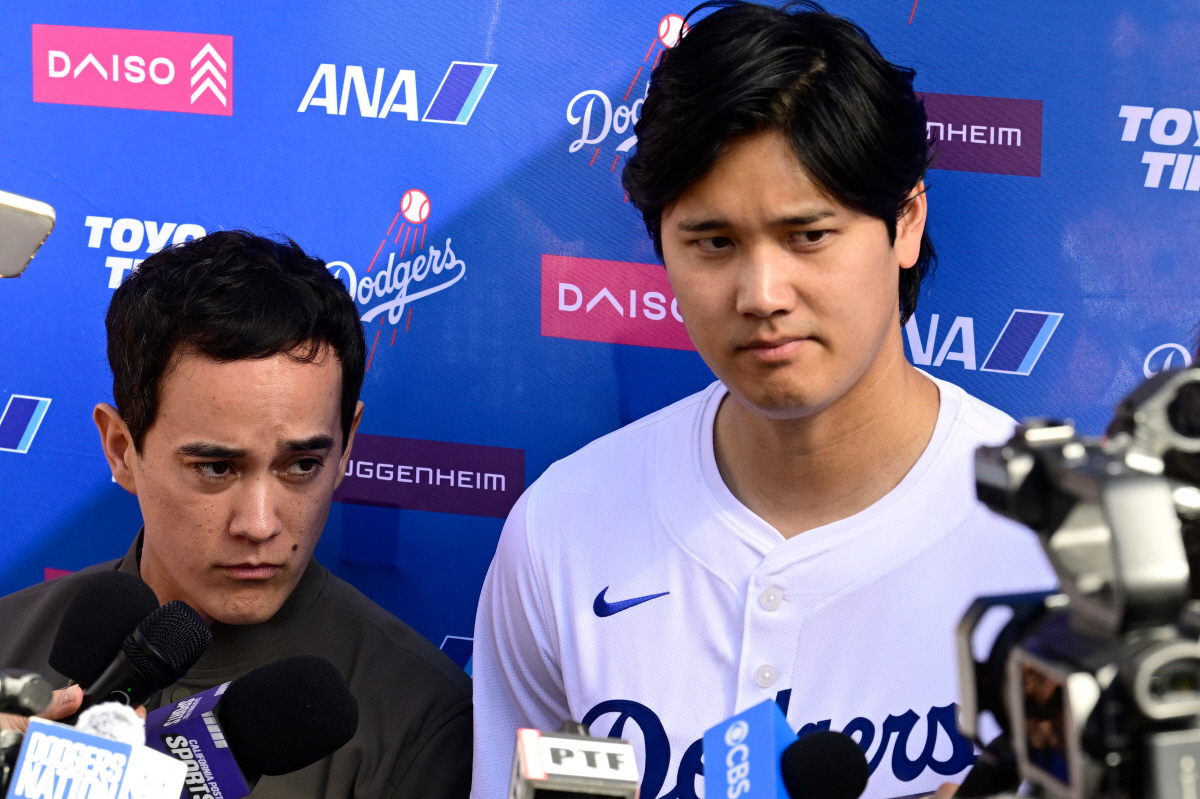 "우리 WBC 안나가! 너네나 해라" 우승 후보 폭탄선언, 오타니 문제도…