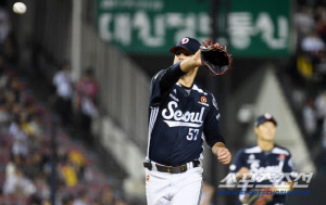 ‘진짜 온다고?’ 14억 풀베팅에 12패 굴욕…WS 챔피언은 왜 KBO에서 실패한 투수를 다시 봤을까