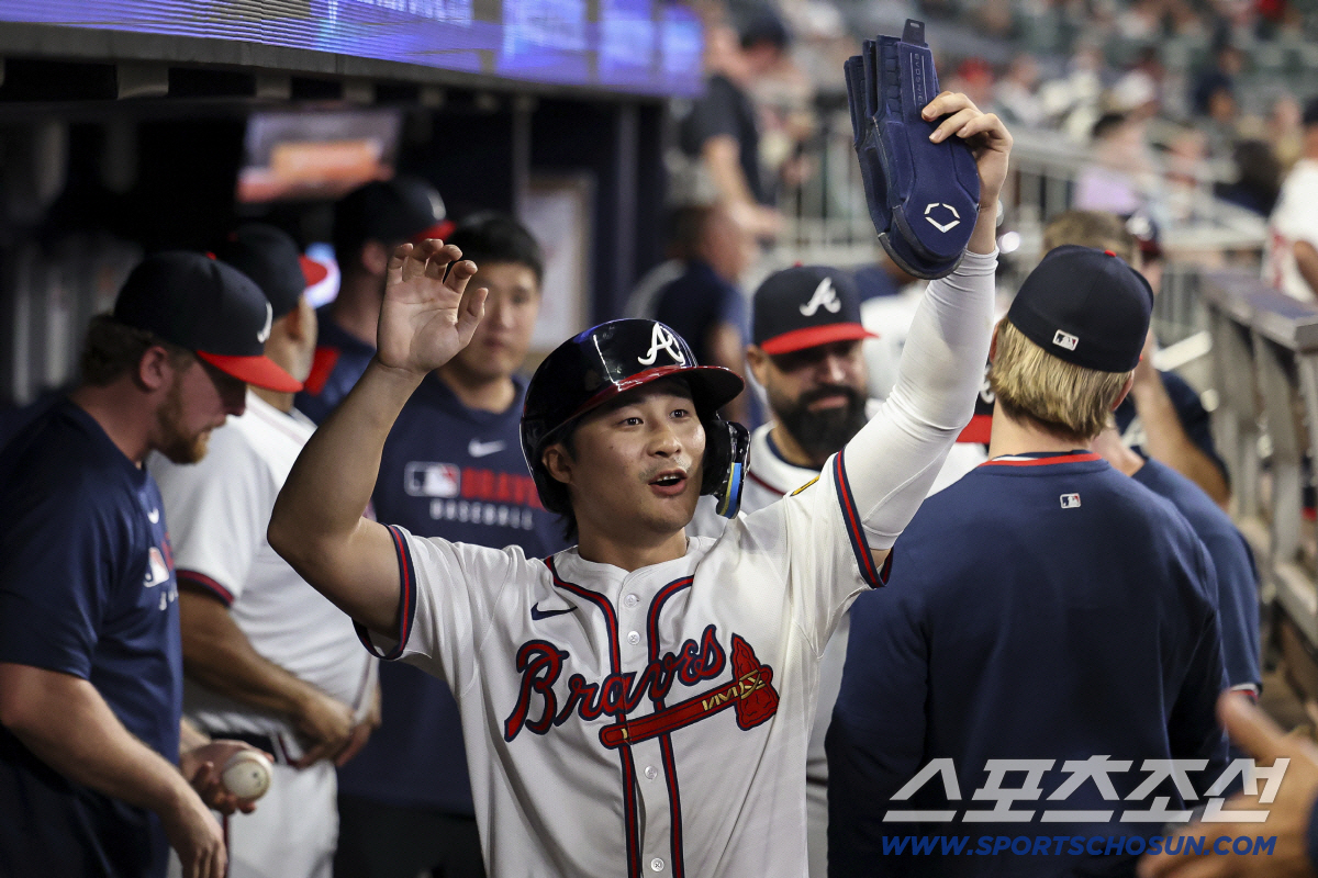 타격왕 180억, 30홈런 220억인데.. → '김하성 300억' 엄청난…