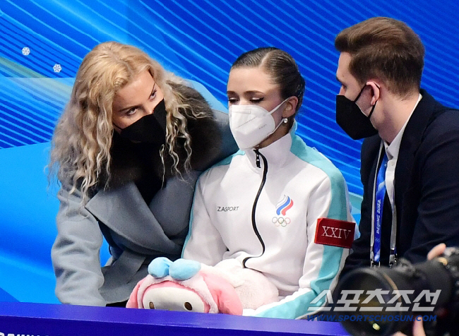 "소변 샘플만 3000개 채취 예정"...'도핑 파문'→"금지약물 200…