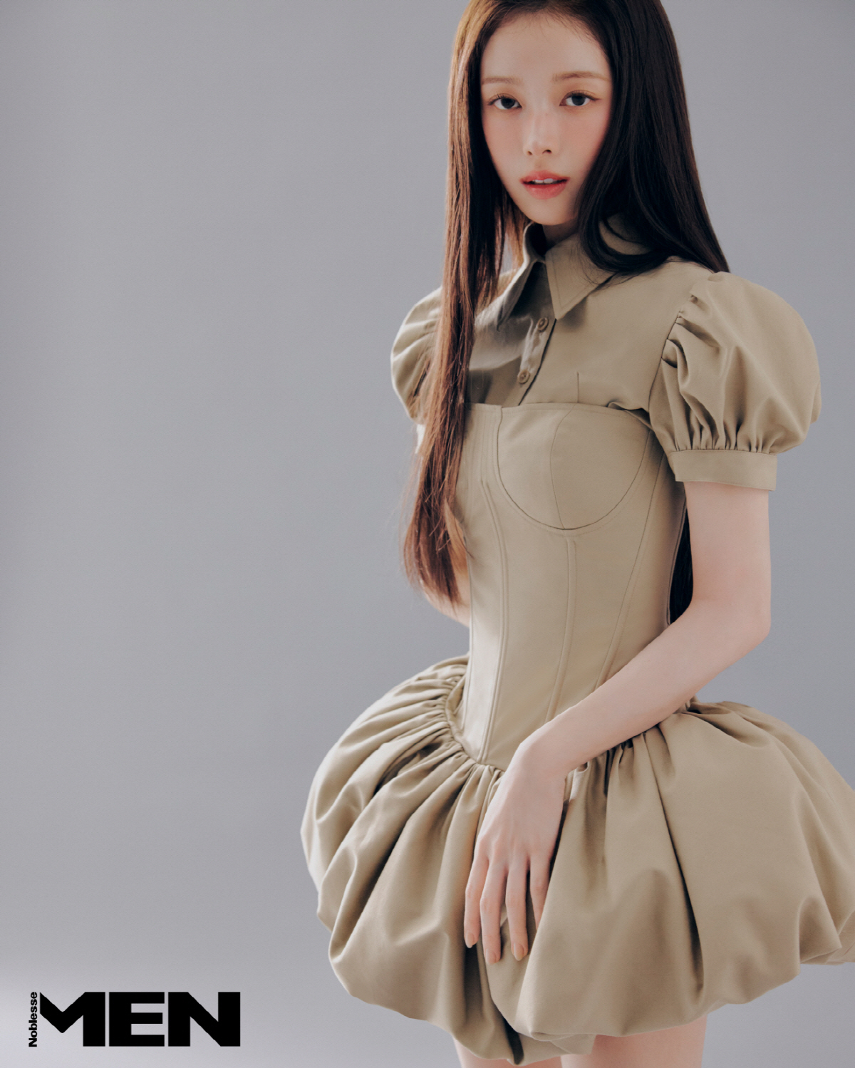 '데뷔 15년 차' 노정의, 점점 더 물오르는 미모…나른한 분위기 눈길