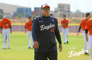 류현진 이렇게 태극마크 진심이라니…첫 턴에 불펜 피칭 괜찮나? 