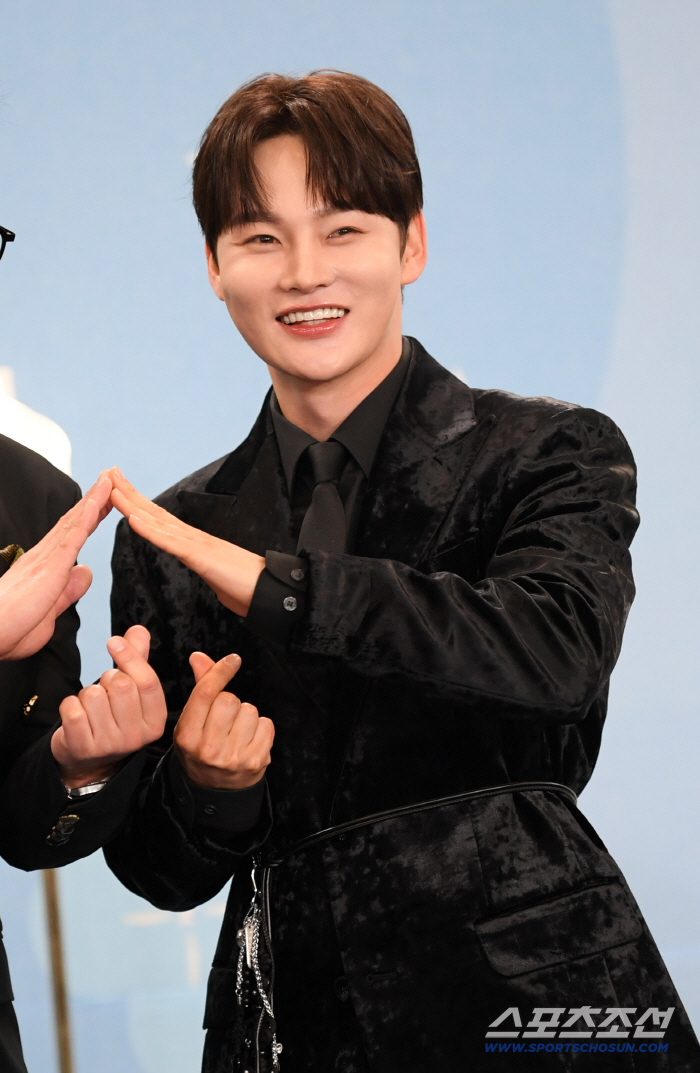 [SC리뷰] 박서진, 여동생 인기에 질투하나 "나보다 많아져, 광고도 내 선에서 킬" ('말자쇼')