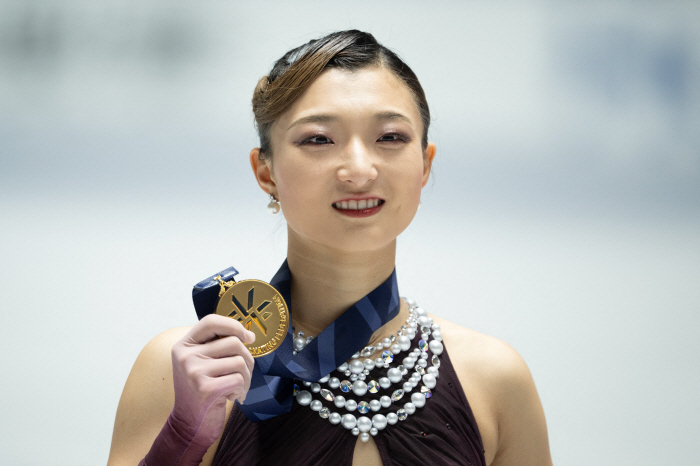 아사다 마오처럼 김연아 못 넘고 은퇴하나...日 피겨 여신 은퇴 올림픽 "즐기겠다"