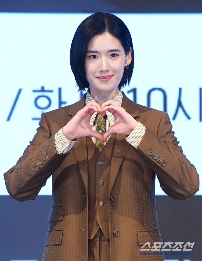 정은채, 첫방 '아너'서 완벽한 캐릭터 동기화..또 인생작 경신