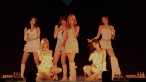 베이비몬스터, 재작년 앨범 수록곡 역주행에…'엠카' 재등장→라이브 클립 공개