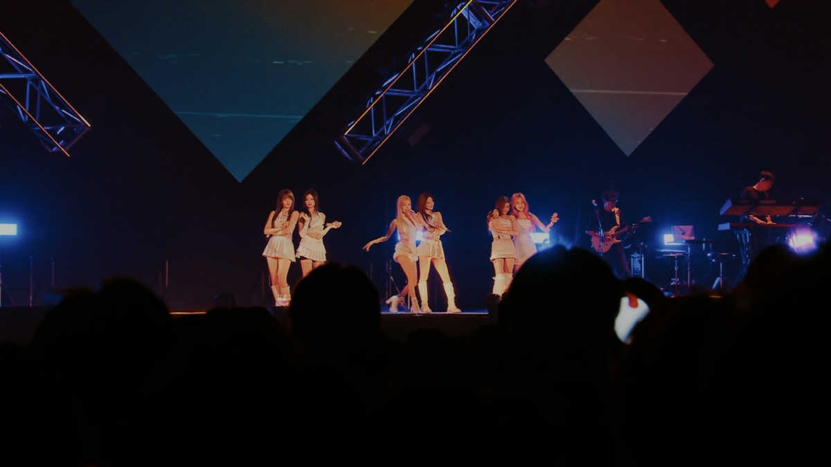 베이비몬스터, 재작년 앨범 수록곡 역주행에…'엠카' 재등장→라이브 클립 …