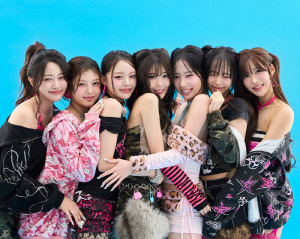 클라씨, K팝 히트메이커 엘캐피탄 손잡고 컴백