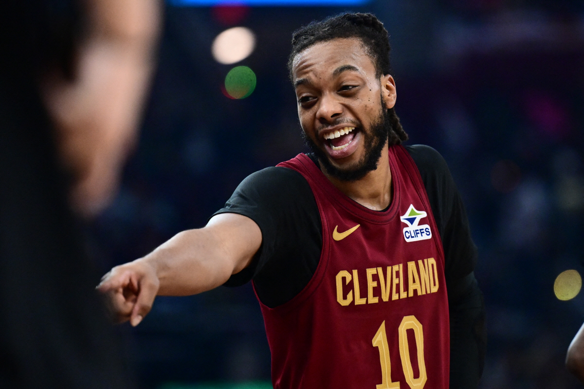 아데토쿤보? 우리도 있다! 충격적 트레이드 현재진행중. 제임스 하든 ↔ …