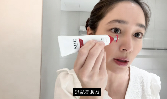 "이거 쓰면 진짜 이민정처럼 예뻐지나요?"…구독자 나눔 이벤트→'통큰' 애장품 선물 세례 "저거 TV에서 봤던 건데"(이민정MJ)