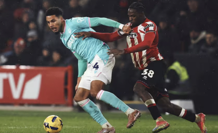 '벤치워머! 아쉽다' 전진우 또 잉글랜드 데뷔 못했다..출전 엔트리 첫 …