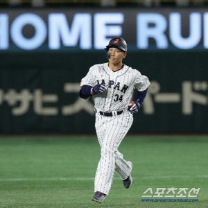'이도류' 포기한 오타니가 몰고 온 구도 변화, 투수 14명으로 줄었는데 마지막 1명 야수로 갈 수 있나, 보스턴은 외야수 요시다 출전 승낙[민창기의 일본야구]