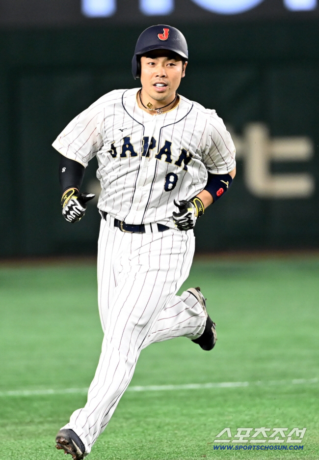 '이도류' 포기한 오타니가 몰고 온 구도 변화, 투수 14명으로 줄었는데…