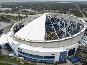 허리케인에 지붕 뜯겨나가, 김하성 뛰어보지도 못했다...새 주인 만나, 새 구장 '광명' 찾나