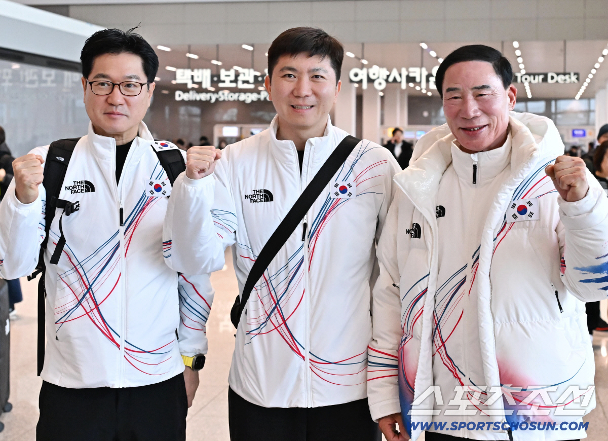 "쫄지도 떨지도 않는 '세상당당' 원팀 코리아!" 유승민 대한체육회장, …