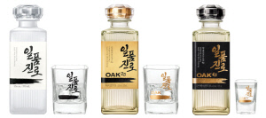 하이트진로, 전용잔 함께 구성 '일품진로' 설 선물세트 3종 선보여