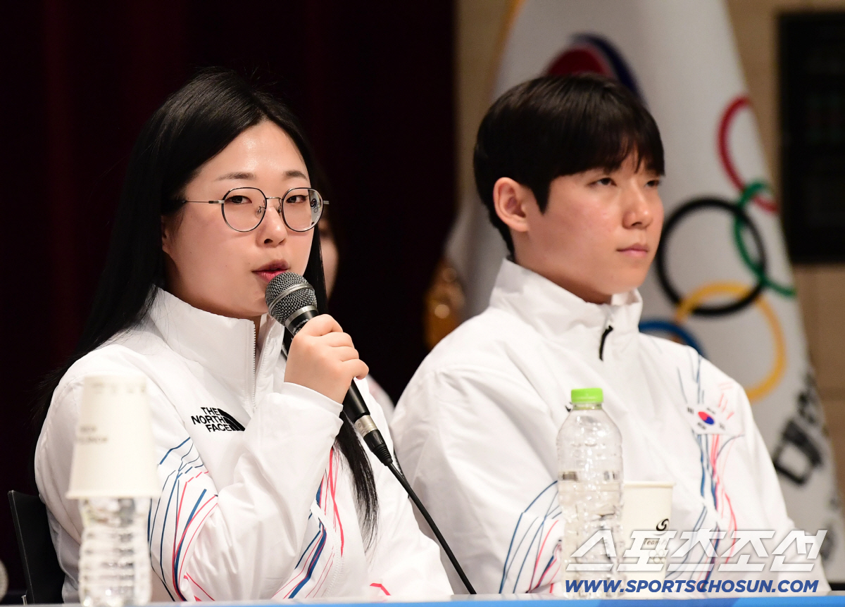 [현장인터뷰]'김연아 키즈' 韓 피겨 신지아→이해인 출격 "'연아쌤' 응…