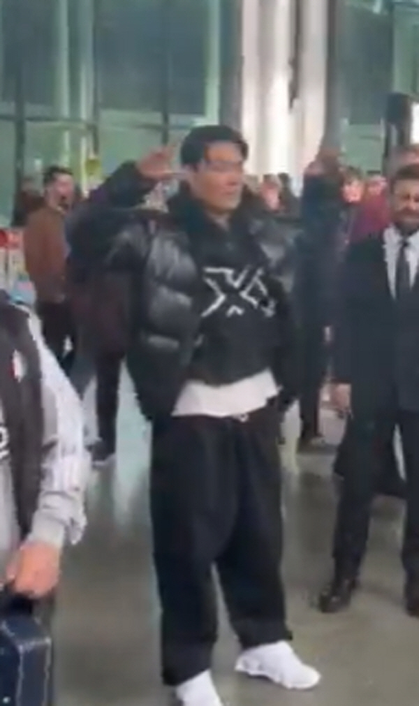 [오피셜]'韓축구 대박 경사' 오현규, 김민재 후배된다! 베식타시 '헹크…