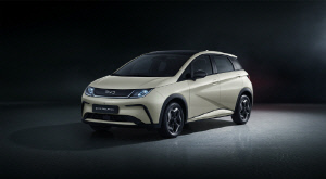 전기차 진입장벽을 낮추다… BYD코리아, 'BYD 돌핀' 출시