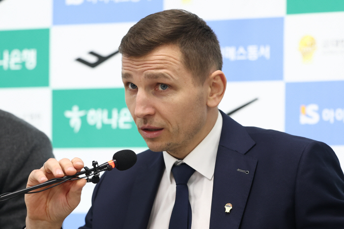 더블핸들러+높은 에너지 레벨+공수 밸런스. 사령탑 마줄스의 이유있는 12인. '파격적 선택'에 담긴 마줄스 감독의 농구철학