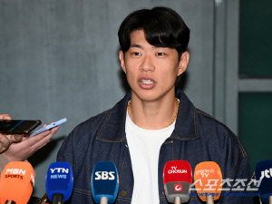 송성문 날벼락! '오타니 경쟁자'였던 거물과 주전 다툰다! → 