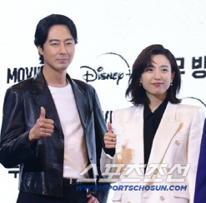 한효주, '무빙' 남편 조인성에 응원 보냈다…'휴민트' 무대인사 포착[SCin스타]