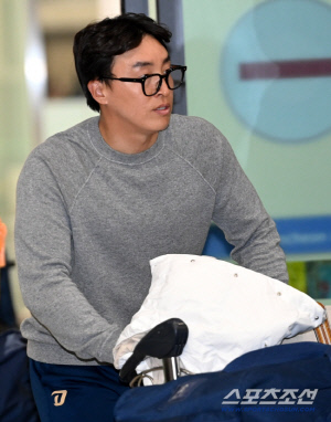 무산된 '톱타자 우익수' 꿈→백업 출국, 극과극 긴 하루, 계약사진도, 공항 인터뷰도 없다...이 악물고 떠난다