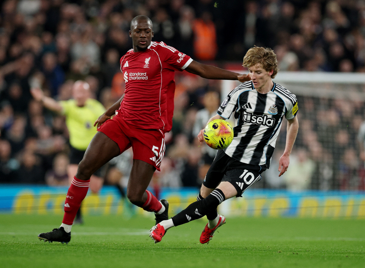 코나테(레알, 27) 충격 결별→리버풀, 아놀드 이어 또 뒤통수 '퍽'……