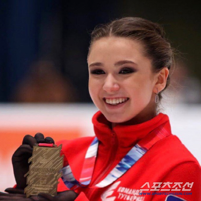"죄송합니다, 정말 죄송합니다" 사과는 없었다...'김연아 쓴소리까지 무…
