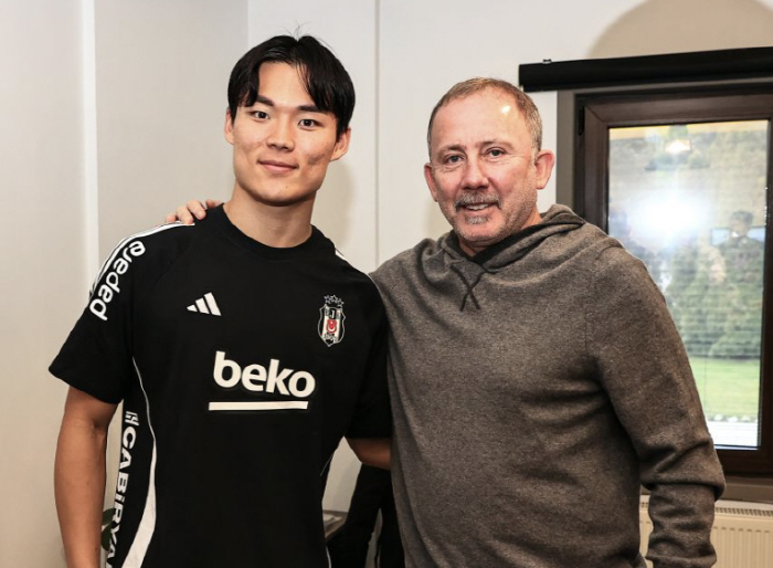 [공식 인터뷰]'240억 대박 사나이' 베식타시 입단 오현규 "꿈이 이뤄…