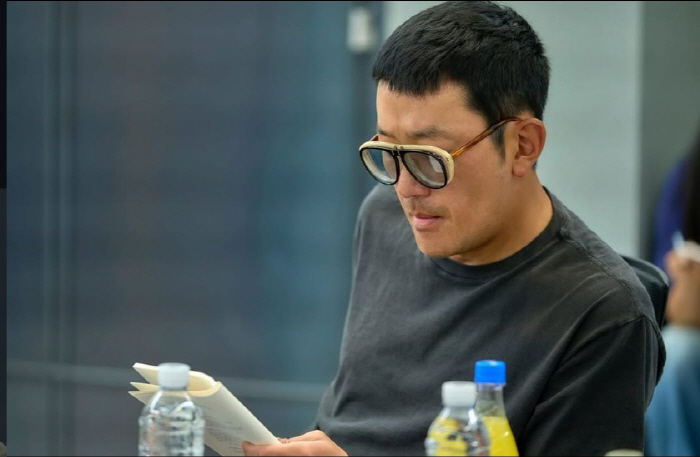 하정우, ♥차정원과의 결혼 축하에 직접 입 열었다…"아직 있어야 된다니까…