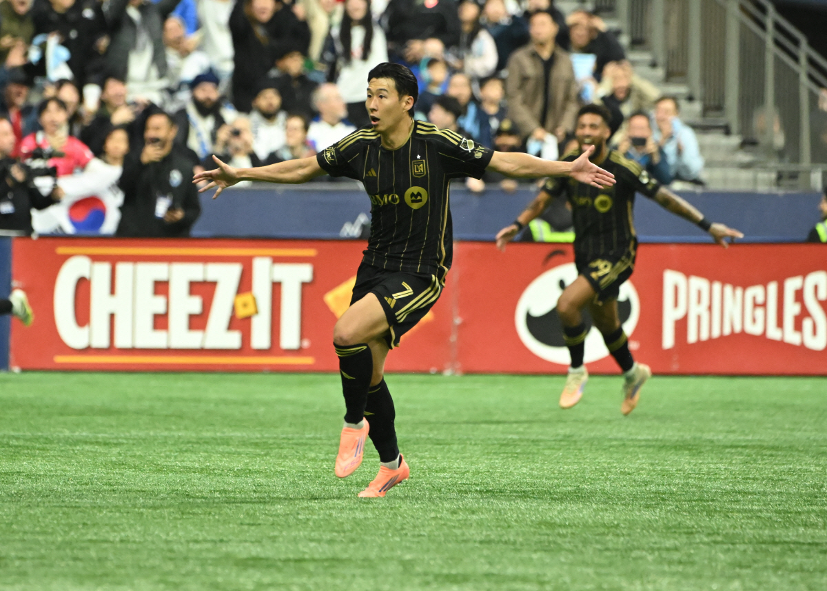 韓축구 경사! '반시즌 밖에 안뛰었는데' 손흥민, MLS 최고의 선수 3…