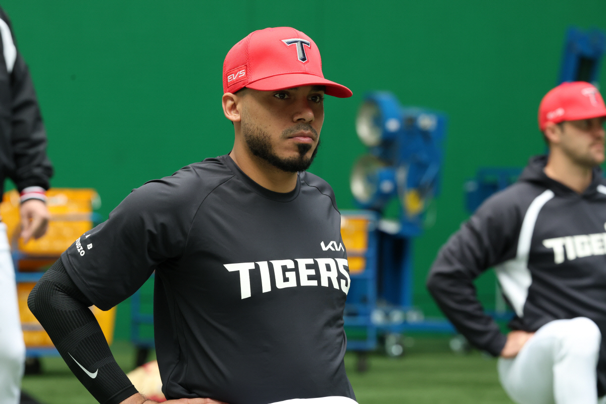 'KIA 승부수' 진짜 최형우 대체할 수 있나, 직접 보니 어때요?…"타…