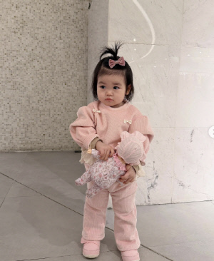 박수홍 딸 재이, 클수록 박수홍 닮아간다더니...사진 보니 '인정'