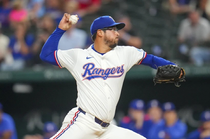 '대충격 2안타' 1086억 빅리거도 태극마크 못 견뎠다, 이번 4명은 …