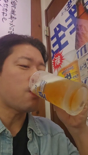 김대호, '실내 시가' 뭇매 잊었나...이번엔 술 영상에 여론 재점화