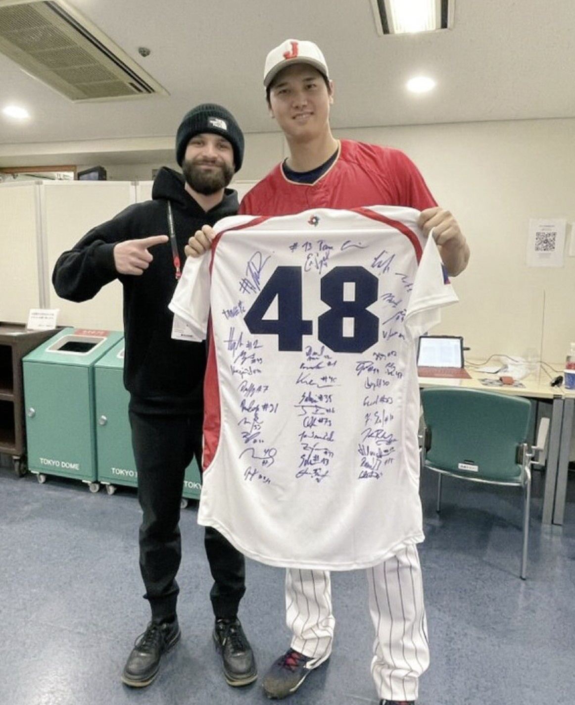 116㎞ 체인지업에 망신당한 오타니, 사인까지 받더니 그 체코 전기회사 …