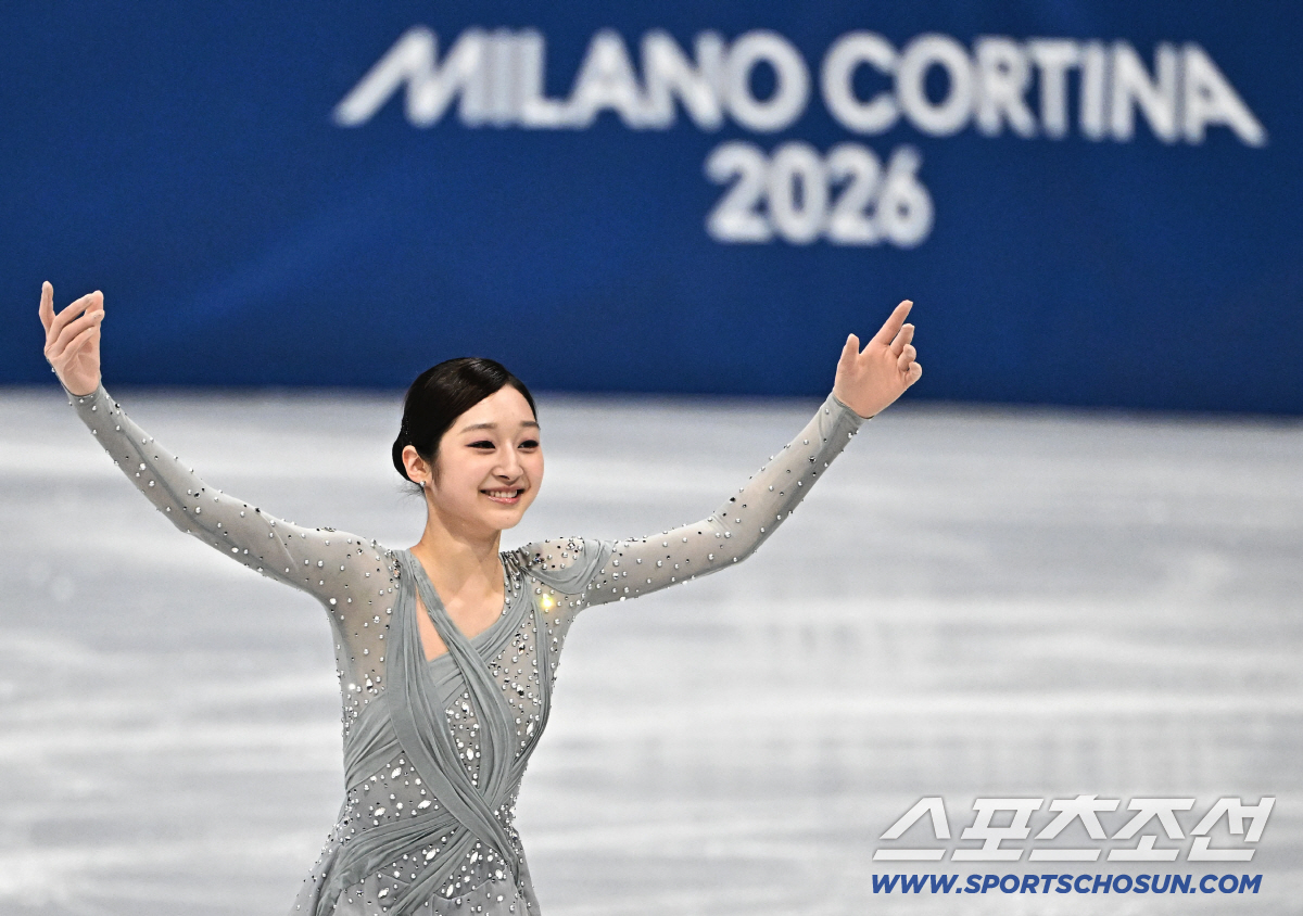 [밀라노 LIVE]메달 보인다! '포스트 김연아' 신지아, 첫 올림픽 무…