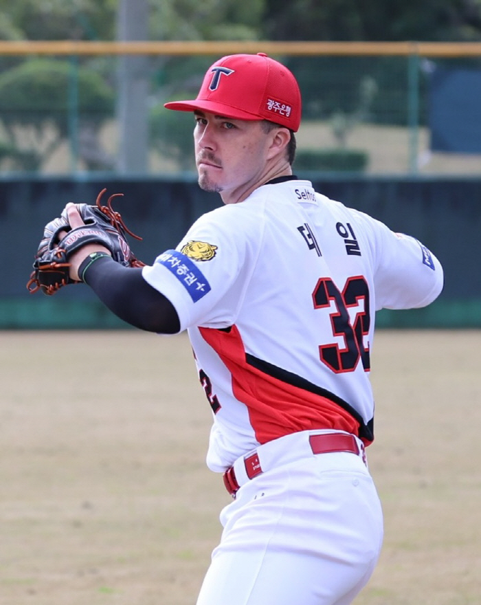 '와 미쳤다' KIA 국대 외국인, 엑스트라 훈련까지 한다고?…"이제 타…