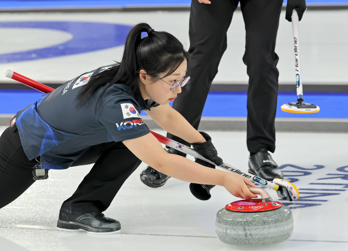 [밀라노 LIVE]'4강? 1승도 쉽지 않다' 韓 김선영-정영석 컬링 믹…