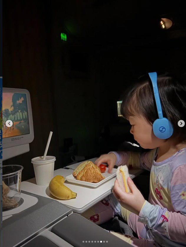 김영희, 딸과 뉴욕행 비즈니스석 탑승…'럭셔리 육아' 클래스가 다르네