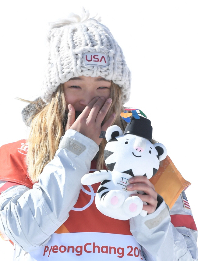 "평창 금메달 휴지통에 던졌다" 한국계 슈퍼스타 솔직 발언 "부모님 가족…